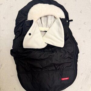 Skip Hop Stroll & Go Car Seat Cover – Black/Sherpa – NWOT